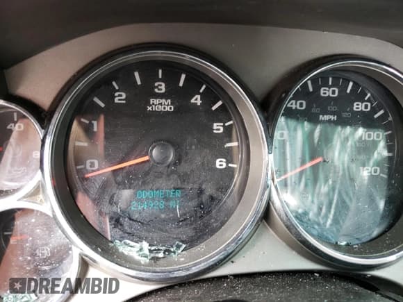 ✅ 2009 Chevrolet Silverado 1500 LT • VIN: 2GCEK233391135914 • Lot: 65711814. Listed on Copart with 214,928 mi. Free auction sales archive from the USA and detailed vehicle history report at DreamBid. Image 9.