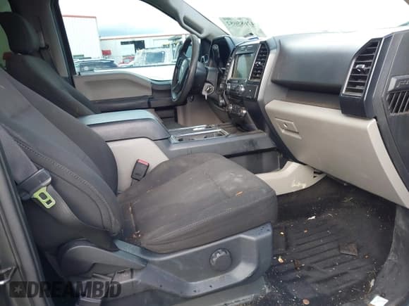 ✅ 2017 Ford F-150 XL • VIN: 1FTEW1EF8HKE49742 • Lot: 42685652. Listed on IAAI with 136,346 mi. Free auction sales archive from the USA and detailed vehicle history report at DreamBid. Image 5.