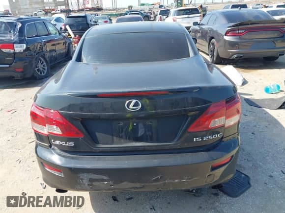 ✅ 2010 Lexus IS 250 C • VIN: JTHFF2C27A2508603 • Lot: 42402256. Listed on IAAI with 164,938 mi. Free auction sales archive from the USA and detailed vehicle history report at DreamBid. Image 16.