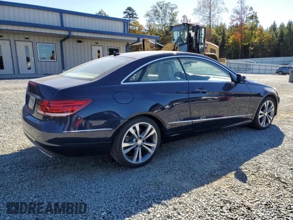 ✅ 2014 Mercedes-Benz E 350 • VIN: WDDKJ5KB3EF278080 • Lot: 82599105. Wystawiony na Copart z przebiegiem 107 970 mil. Bezpłatny archiwum sprzedaży aukcyjnych z USA i szczegółowy raport historii pojazdu na DreamBid. Zdjęcie 3.