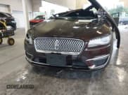 ✅ 2020 Lincoln MKZ Standard • VIN: 3LN6L5A9XLR605753 • Lot: 42736631. Wystawiony na IAAI z przebiegiem Nie podano. Bezpłatny archiwum sprzedaży aukcyjnych z USA i szczegółowy raport historii pojazdu na DreamBid. Zdjęcie 12.