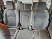 ✅ 2017 Chevrolet Traverse LS • VIN: 1GNKVFKD6HJ243905 • Lot: 93646535. Wystawiony na Copart z przebiegiem 131 249 mil. Bezpłatny archiwum sprzedaży aukcyjnych z USA i szczegółowy raport historii pojazdu na DreamBid. Zdjęcie 10.