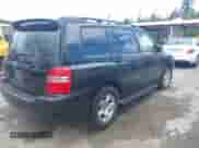 2002 Toyota Highlander z VIN JTEGD21A620038093, wystawiony jako IAAI lot #42303785 z przebiegiem 205 743 mil mil oraz . Historia ofert i sprzedaży dostępna na DreamBid. Obrazek 4.