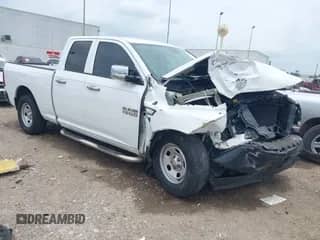 2014 Ram 1500 Express z VIN 1C6RR6FT1ES293623, wystawiony jako IAAI lot #42377740 z przebiegiem 141 802 mil mil oraz . Historia ofert i sprzedaży dostępna na DreamBid. Obrazek 1.