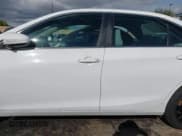 ✅ 2017 Toyota Camry XLE • VIN: 4T1BF1FK0HU408018 • Лот: 43711396. Опубликован ранее на IAAI с пробегом 86 725 миль. Бесплатный доступ к архиву аукционных продаж из США и подробный отчёт об истории автомобиля на DreamBid. Изображение 15.