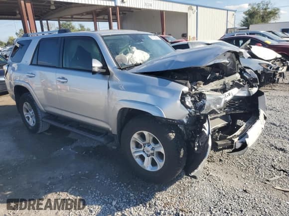 ✅ 2022 Toyota 4Runner SR5 Premium • VIN: JTEFU5JRXN5256760 • Lot: 90720255. Listed on Copart with Not provided. Free auction sales archive from the USA and detailed vehicle history report at DreamBid. Image 4.