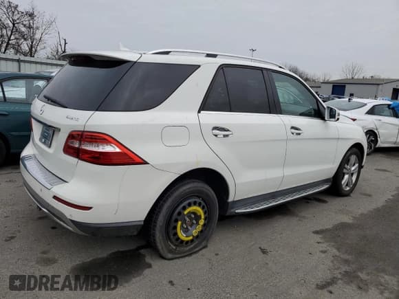 ✅ 2015 Mercedes-Benz M 350 • VIN: 4JGDA5HB0FA475891 • Лот: 90499535. Опубликован ранее на Copart с пробегом 97 778 миль. Бесплатный доступ к архиву аукционных продаж из США и подробный отчёт об истории автомобиля на DreamBid. Изображение 3.