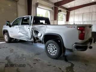 2020 Chevrolet Silverado 3500HD LT с VIN 1GC4YTEY7LF198197, выставлен на аукционе Copart как лот 69294254 с пробегом 118 120 миль миль и Списание • Salvage title. История ставок и продаж доступна на DreamBid. Изображение 2.