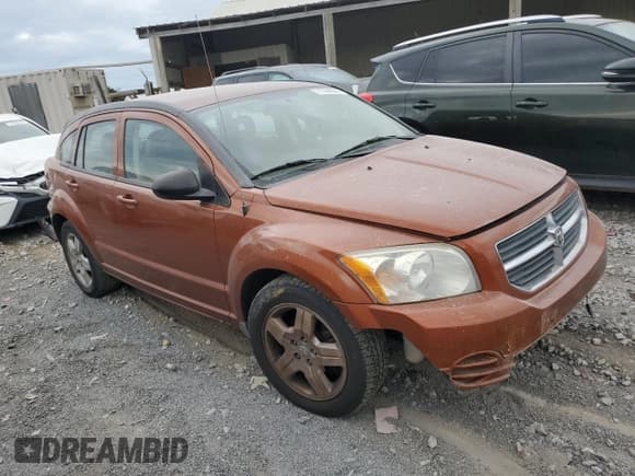 ✅ 2009 Dodge Caliber SXT • VIN: 1B3HB48A99D118492 • Лот: 71394844. Опубликован ранее на Copart с пробегом 137 837 миль. Бесплатный доступ к архиву аукционных продаж из США и подробный отчёт об истории автомобиля на DreamBid. Изображение 4.