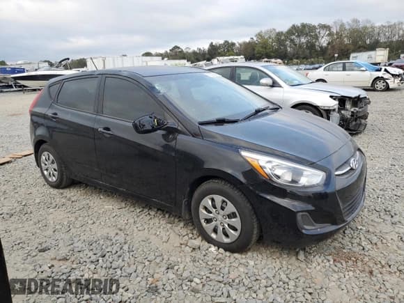 ✅ 2015 Hyundai Accent GS • VIN: KMHCT5AE8FU229504 • Лот: 79035544. Опубликован ранее на Copart с пробегом 121 984 миль. Бесплатный доступ к архиву аукционных продаж из США и подробный отчёт об истории автомобиля на DreamBid. Изображение 4.
