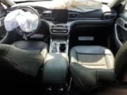 ✅ 2023 Ford Explorer Timberline • VIN: 1FMSK8JH7PGA95823 • Lot: 80646915. Wystawiony na Copart z przebiegiem 51 489 mil. Bezpłatny archiwum sprzedaży aukcyjnych z USA i szczegółowy raport historii pojazdu na DreamBid. Zdjęcie 8.