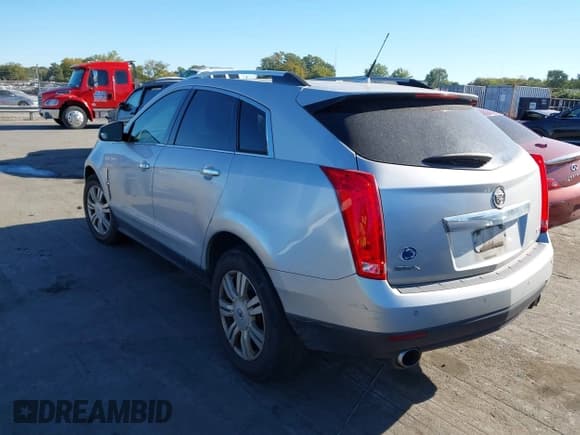 ✅ 2012 Cadillac SRX Luxury Collection • VIN: 3GYFNAE38CS517526 • Lot: 43475756. Wystawiony na IAAI z przebiegiem 281 435 mil. Bezpłatny archiwum sprzedaży aukcyjnych z USA i szczegółowy raport historii pojazdu na DreamBid. Zdjęcie 3.