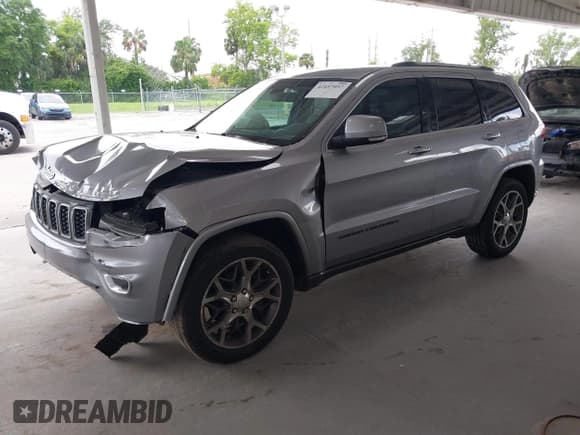 ✅ 2018 Jeep Grand Cherokee Limited • VIN: 1C4RJEBG3JC281304 • Lot: 42457057. Listed on IAAI with 155,019 mi. Free auction sales archive from the USA and detailed vehicle history report at DreamBid. Image 17.