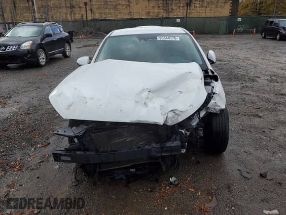 ✅ 2020 Hyundai Elantra SE • VIN: 5NPD74LF8LH509992 • Lot: 90344175. Wystawiony na Copart z przebiegiem 89 970 mil mil. Skorzystaj z bezpłatnego archiwum sprzedaży aukcyjnych z USA i zobacz szczegółowy raport historii pojazdu na DreamBid. Zdjęcie 5.