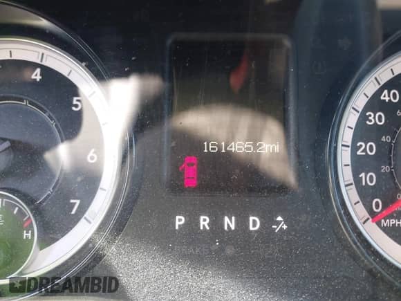 2016 Ram 1500 Tradesman z VIN 3C6JR6DG5GG239657, wystawiony jako IAAI lot #42068193 z przebiegiem 161 465 mil mil oraz . Historia ofert i sprzedaży dostępna na DreamBid. Obrazek 15.