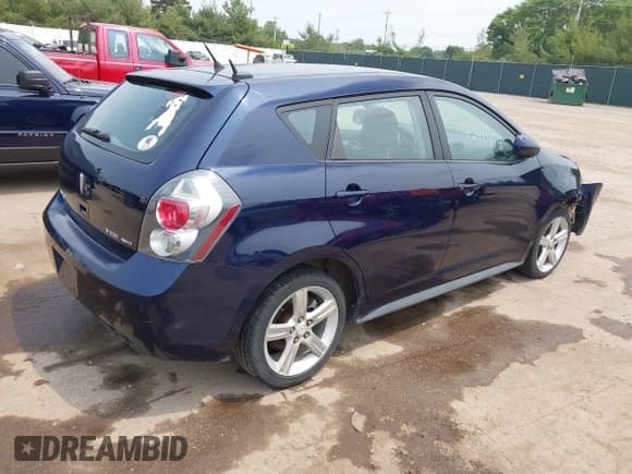 ✅ 2010 Pontiac Vibe • VIN: 5Y2SM6E05AZ406670 • Лот: 42464840. Опубликован ранее на IAAI с пробегом Не указан. Бесплатный доступ к архиву аукционных продаж из США и подробный отчёт об истории автомобиля на DreamBid. Изображение 4.