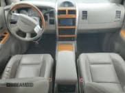 ✅ 2008 Chrysler Aspen Limited • VIN: 1A8HW58268F138325 • Lot: 57108465. Wystawiony na Copart z przebiegiem 190 888 mil. Bezpłatny archiwum sprzedaży aukcyjnych z USA i szczegółowy raport historii pojazdu na DreamBid. Zdjęcie 8.