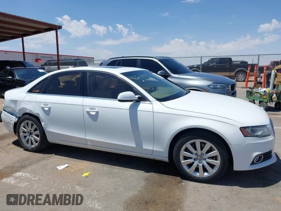 ✅ 2011 Audi A4 Premium Plus • VIN: WAUFFAFL8BN056433 • Лот: 42705063. Опубликован ранее на IAAI с пробегом 61 931 миль. Бесплатный доступ к архиву аукционных продаж из США и подробный отчёт об истории автомобиля на DreamBid. Изображение 13.