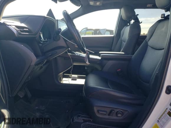 ✅ 2021 Toyota Sienna XSE • VIN: 5TDDRKEC9MS003665 • Lot: 70377565. Listed on Copart with 135,174 mi. Free auction sales archive from the USA and detailed vehicle history report at DreamBid. Image 7.