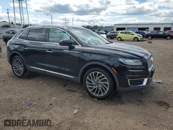 ✅ 2020 Lincoln Nautilus Reserve • VIN: 2LMPJ8K99LBL20152 • Lot: 70126945. Listed on Copart with 49,766 mi. Free auction sales archive from the USA and detailed vehicle history report at DreamBid. Image 4.