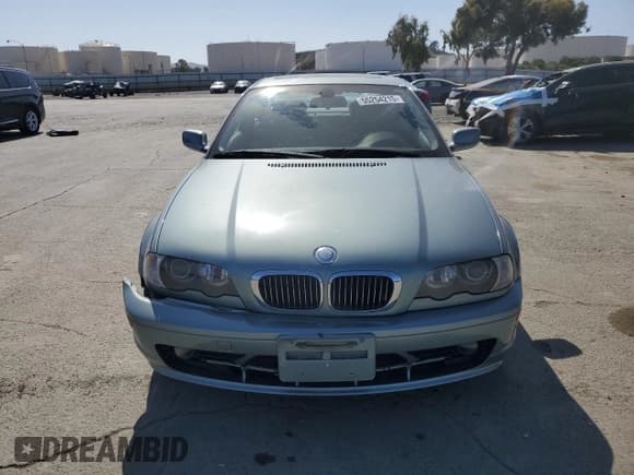 ✅ 2003 BMW 3 Series 325Ci • VIN: WBABN33423PG60319 • Lot: 55254215. Listed on Copart with 138,800 mi. Free auction sales archive from the USA and detailed vehicle history report at DreamBid. Image 5.