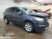✅ 2013 Chevrolet Traverse LT • VIN: 1GNKRGKD3DJ174997 • Lot: 85734565. Wystawiony na Copart z przebiegiem 123 292 mil. Bezpłatny archiwum sprzedaży aukcyjnych z USA i szczegółowy raport historii pojazdu na DreamBid. Zdjęcie 4.