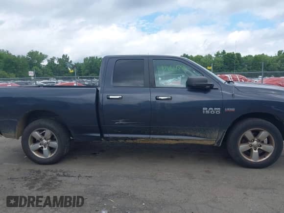 2016 Ram 1500 Big Horn with VIN 1C6RR7GT8GS390650, listed as a IAAI auction lot 42669358 with 161,267 mi miles and . Bid and sale history available at DreamBid. Image 13.