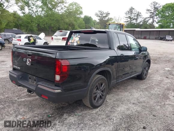 ✅ 2019 Honda Ridgeline Sport • VIN: 5FPYK2F10KB008474 • Lot: 42144225. Listed on IAAI with 101,274 mi. Free auction sales archive from the USA and detailed vehicle history report at DreamBid. Image 4.