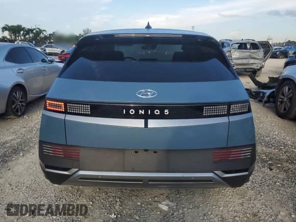 2023 Hyundai Ioniq 5 SEL z VIN KM8KN4AE2PU144059, wystawiony jako Copart lot #72025914 z przebiegiem 26 715 mil mil oraz Nie do naprawy • Non repairable. Historia ofert i sprzedaży dostępna na DreamBid. Obrazek 6.