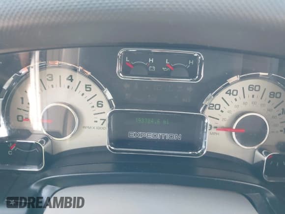 ✅ 2013 Ford Expedition Limited • VIN: 1FMJU1K51DEF27492 • Lot: 42434018. Listed on IAAI with 193,724 mi. Free auction sales archive from the USA and detailed vehicle history report at DreamBid. Image 7.