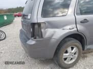 ✅ 2008 Ford Escape XLT • VIN: 1FMCU03108KC24175 • Lot: 43753808. Listed on IAAI with 220,422 mi. Free auction sales archive from the USA and detailed vehicle history report at DreamBid. Image 6.