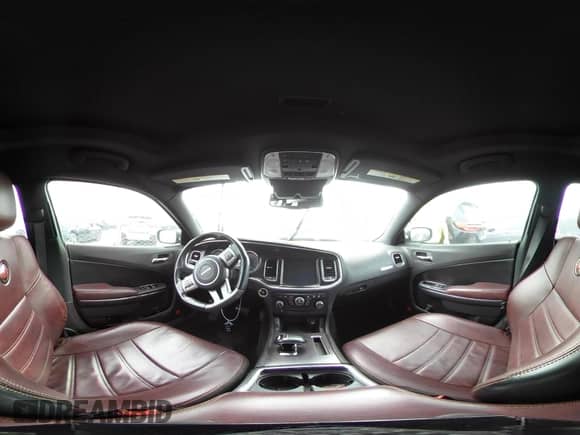 2014 Dodge Charger SXT с VIN 2C3CDXHG9EH330142, выставлен на аукционе IAAI как лот 42123989 с пробегом 121 859 миль миль и . История ставок и продаж доступна на DreamBid. Изображение 18.