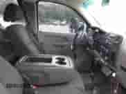 ✅ 2013 Chevrolet Silverado 2500HD Work Truck • VIN: 1GC2KVCG2DZ385023 • Lot: 42302809. Wystawiony na IAAI z przebiegiem 311 928 mil. Bezpłatny archiwum sprzedaży aukcyjnych z USA i szczegółowy raport historii pojazdu na DreamBid. Zdjęcie 5.