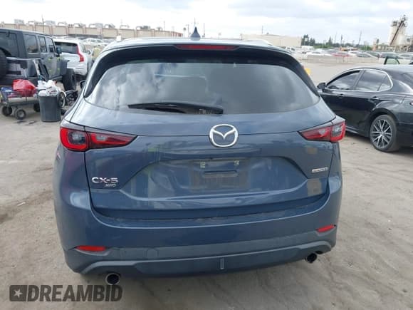 ✅ 2023 Mazda CX-5 S Preferred • VIN: JM3KFBCM0P0129102 • Lot: 43401723. Wystawiony na IAAI z przebiegiem 91 815 mil. Bezpłatny archiwum sprzedaży aukcyjnych z USA i szczegółowy raport historii pojazdu na DreamBid. Zdjęcie 16.
