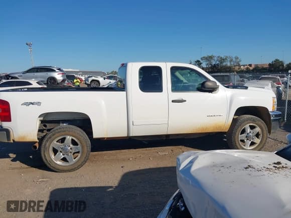 ✅ 2013 Chevrolet Silverado 2500HD Work Truck • VIN: 1GC2KVCG7DZ340904 • Лот: 43471191. Опубликован ранее на IAAI с пробегом 200 141 миль. Бесплатный доступ к архиву аукционных продаж из США и подробный отчёт об истории автомобиля на DreamBid. Изображение 13.