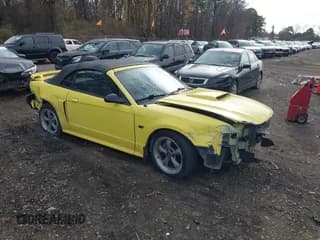 ✅ 2002 Ford Mustang GT Deluxe • VIN: 1FAFP45X22F182194 • Lot: 43745922. Wystawiony na IAAI z przebiegiem 65 509 mil. Bezpłatny archiwum sprzedaży aukcyjnych z USA i szczegółowy raport historii pojazdu na DreamBid. Zdjęcie 1.