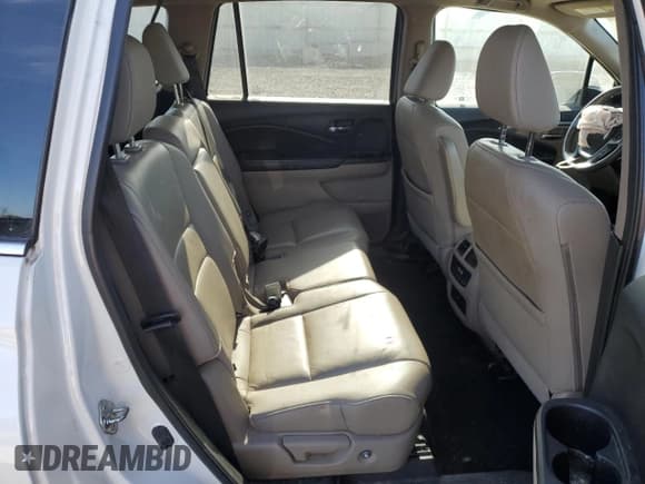 ✅ 2017 Honda Pilot EX-L • VIN: 5FNYF6H58HB055359 • Lot: 92410365. Wystawiony na Copart z przebiegiem 172 433 mil. Bezpłatny archiwum sprzedaży aukcyjnych z USA i szczegółowy raport historii pojazdu na DreamBid. Zdjęcie 11.