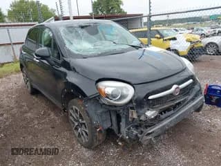 ✅ 2017 FIAT 500X Urbana Edition • VIN: ZFBCFXCB2HP546192 • Lot: 43072755. Wystawiony na IAAI z przebiegiem 121 108 mil. Bezpłatny archiwum sprzedaży aukcyjnych z USA i szczegółowy raport historii pojazdu na DreamBid. Zdjęcie 1.