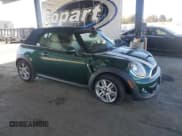 ✅ 2014 MINI Convertible S • VIN: WMWZP3C53ET707222 • Лот: 85527135. Опубликован ранее на Copart с пробегом 102 526 миль. Бесплатный доступ к архиву аукционных продаж из США и подробный отчёт об истории автомобиля на DreamBid. Изображение 4.