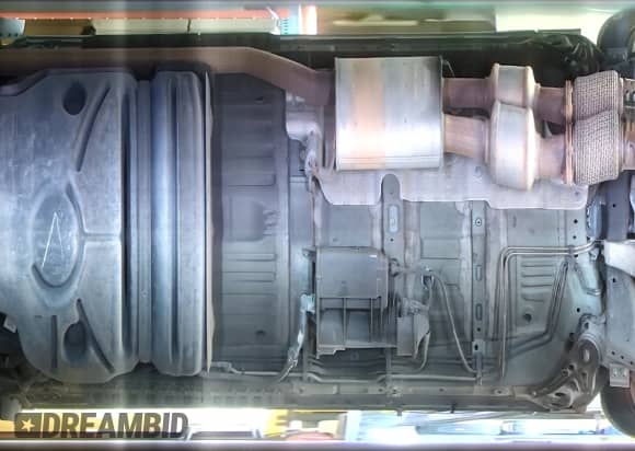 2020 Chevrolet Blazer RS z VIN 3GNKBERS1LS621224, wystawiony jako Copart lot #71651415 z przebiegiem 256 525 mil mil oraz Czysty tytuł • Clean title. Historia ofert i sprzedaży dostępna na DreamBid. Obrazek 13.