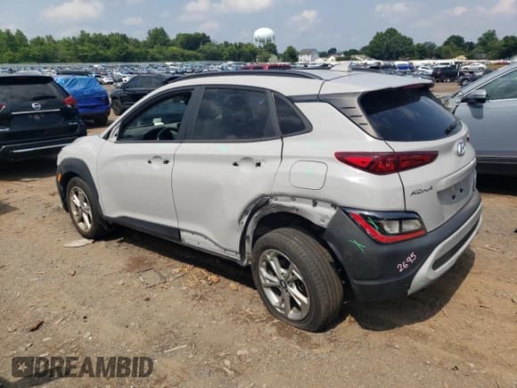 ✅ 2022 Hyundai Kona SEL • VIN: KM8K6CAB9NU829931 • Лот: 60655774. Опубликован ранее на Copart с пробегом 31 655 миль. Бесплатный доступ к архиву аукционных продаж из США и подробный отчёт об истории автомобиля на DreamBid. Изображение 2.