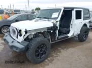 ✅ 2021 Jeep Wrangler Unlimited Sport S • VIN: 1C4HJXDG8MW509322 • Lot: 42110123. Wystawiony na IAAI z przebiegiem 39 955 mil. Bezpłatny archiwum sprzedaży aukcyjnych z USA i szczegółowy raport historii pojazdu na DreamBid. Zdjęcie 6.