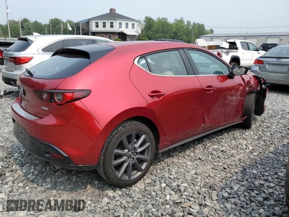 ✅ 2024 Mazda 3 S Preferred • VIN: JM1BPALM9R1656939 • Lot: 66426545. Wystawiony na Copart z przebiegiem 8 615 mil. Bezpłatny archiwum sprzedaży aukcyjnych z USA i szczegółowy raport historii pojazdu na DreamBid. Zdjęcie 3.