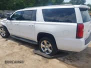 ✅ 2015 Chevrolet Suburban LT • VIN: 1GNSCJKC4FR298108 • Lot: 42649373. Wystawiony na IAAI z przebiegiem 150 155 mil. Bezpłatny archiwum sprzedaży aukcyjnych z USA i szczegółowy raport historii pojazdu na DreamBid. Zdjęcie 3.