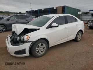 2015 Chevrolet Sonic LT с VIN 1G1JD5SH2F4215334, выставлен на аукционе Copart как лот 58010734 с пробегом 124 266 миль миль и Списание • Salvage title. История ставок и продаж доступна на DreamBid. Изображение 1.