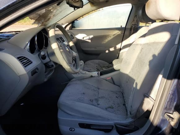 ✅ 2010 Chevrolet Malibu 1LS • VIN: 1G1ZB5EB5AF264136 • Lot: 73960124. Listed on Copart with Not provided. Free auction sales archive from the USA and detailed vehicle history report at DreamBid. Image 7.