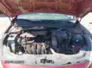 2015 Hyundai Sonata SE с VIN 5NPE24AF7FH129245, выставлен на аукционе IAAI как лот 43583432 с пробегом 181 393 миль миль и . История ставок и продаж доступна на DreamBid. Изображение 10.