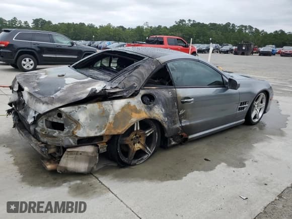 ✅ 2009 Mercedes-Benz SL 550 • VIN: WDBSK71F79F149691 • Lot: 70512855. Listed on Copart with Not provided. Free auction sales archive from the USA and detailed vehicle history report at DreamBid. Image 3.