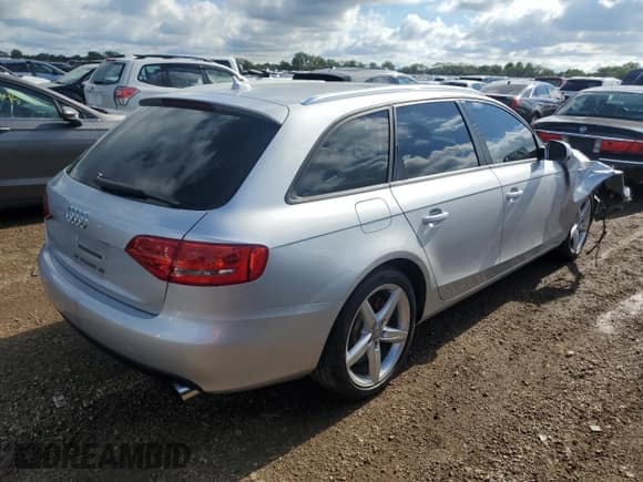 ✅ 2012 Audi A4 Premium • VIN: WAUSFAFL6CA035152 • Lot: 69120735. Listed on Copart with 101,024 mi. Free auction sales archive from the USA and detailed vehicle history report at DreamBid. Image 3.