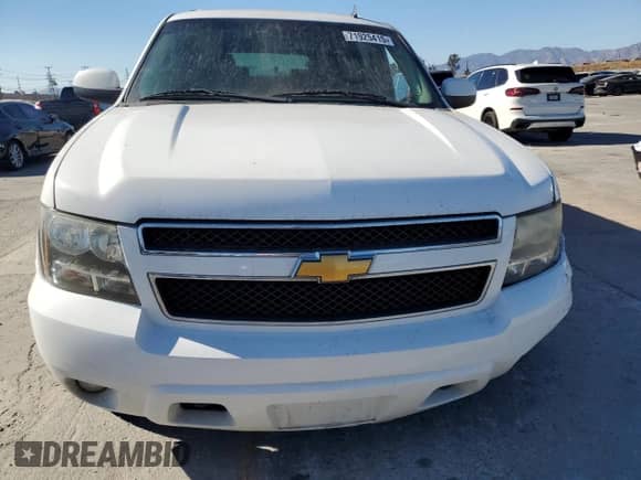 2013 Chevrolet Suburban LT с VIN 1GNSKJE7XDR130505, выставлен на аукционе Copart как лот 71925415 с пробегом 293 158 миль миль и Списание • Salvage title. История ставок и продаж доступна на DreamBid. Изображение 5.